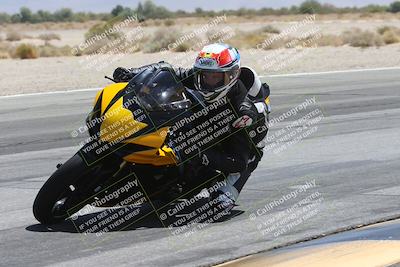 media/May-10-2025-Race Pace (Sat) [[db32fef2da]]/Vested/6-Turn 15 Inside (1115am)/